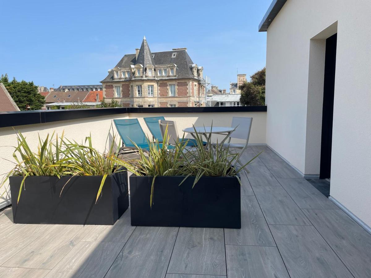 Ferienwohnung Au Charme Des Marees Lion-sur-Mer Exterior foto