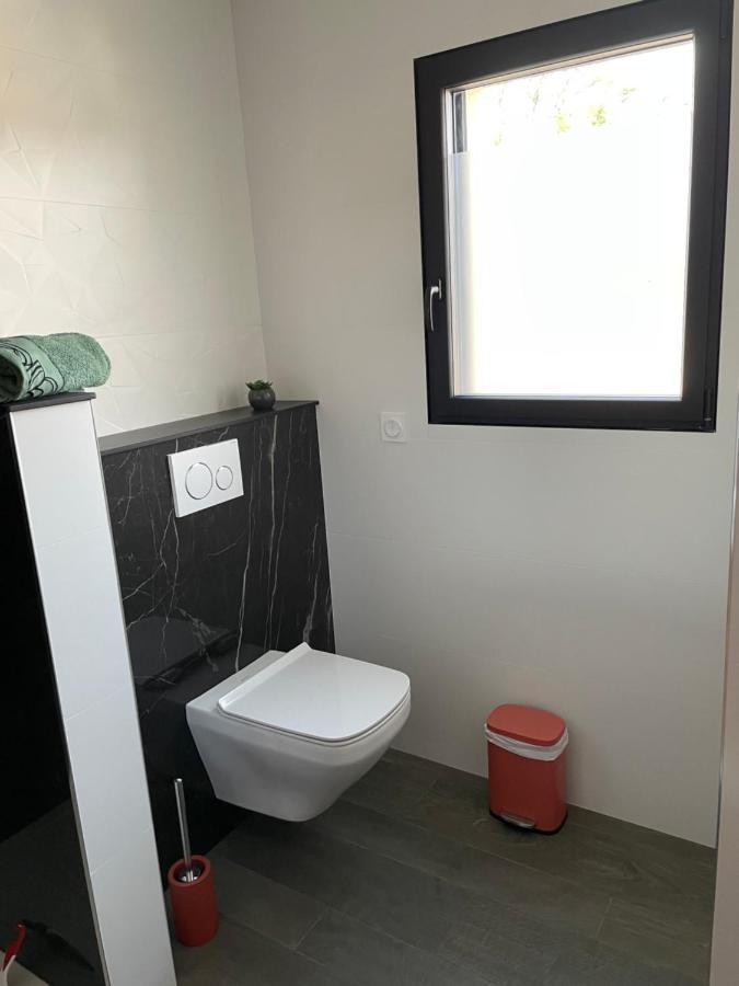 Ferienwohnung Au Charme Des Marees Lion-sur-Mer Exterior foto