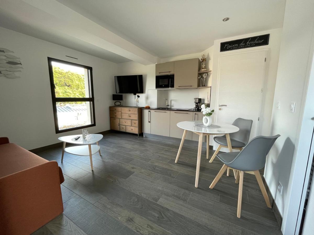 Ferienwohnung Au Charme Des Marees Lion-sur-Mer Exterior foto